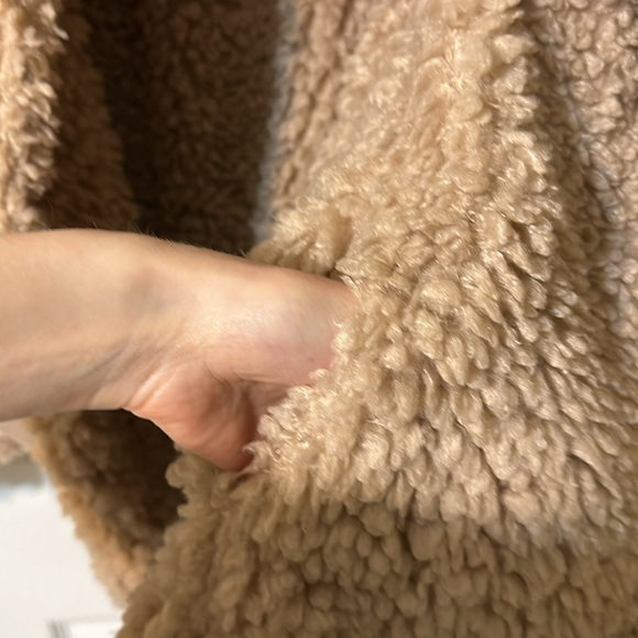 Kenzie Women's Faux Fur Reversible Coat - Picture 10 of 14